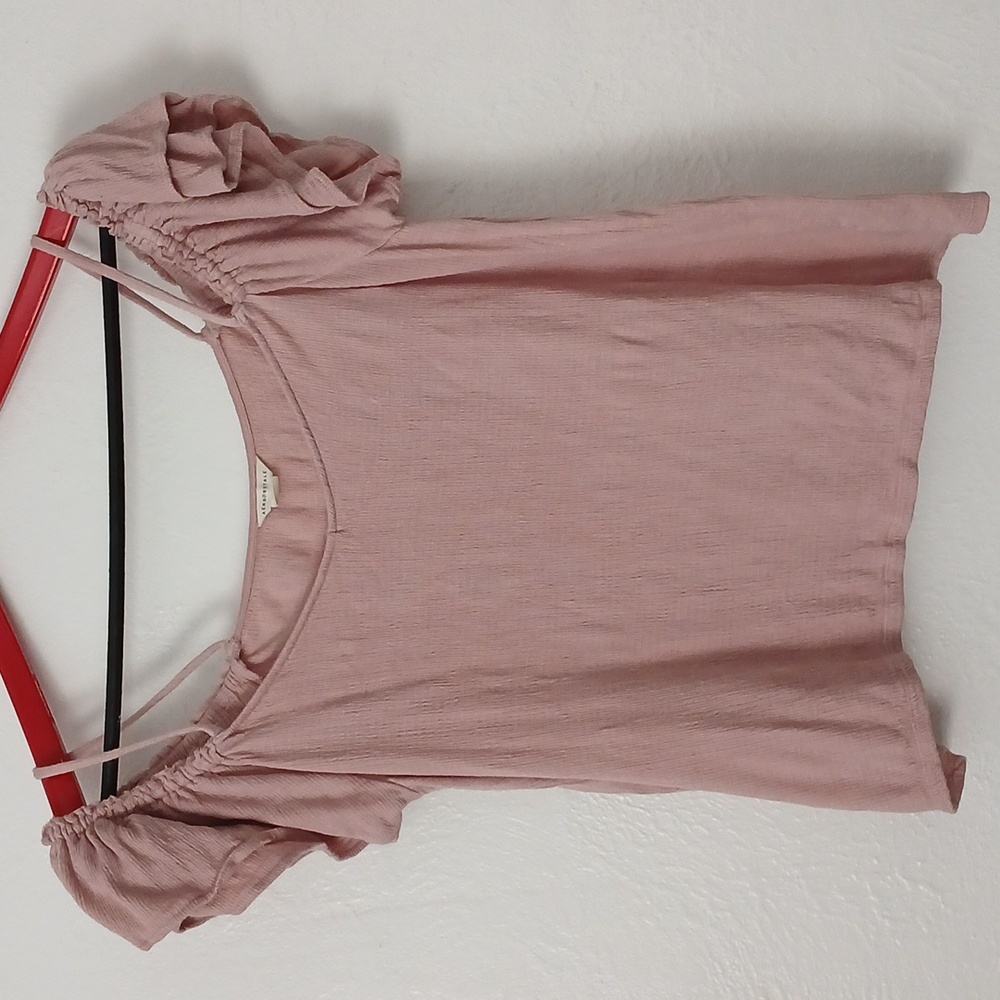 Aeropostal size L blouse.